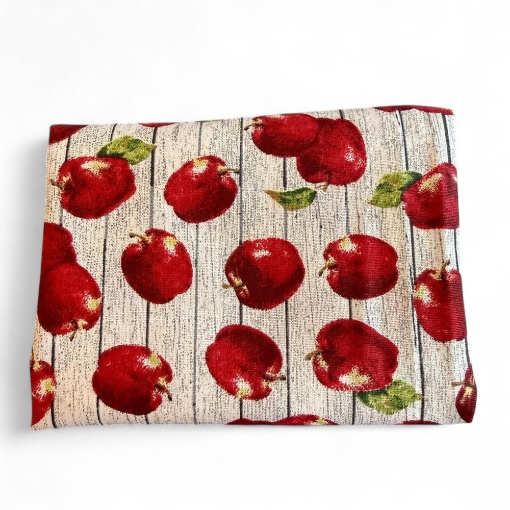 18"X 21" Rustic Apple Fat Quarter | Red Apple Cotton Fabric